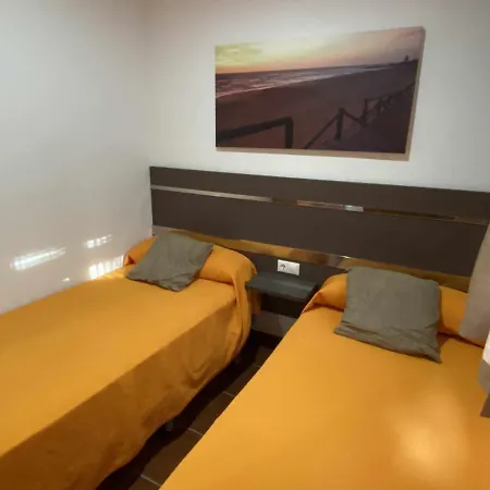 4 Ragel Costa * Cadiz